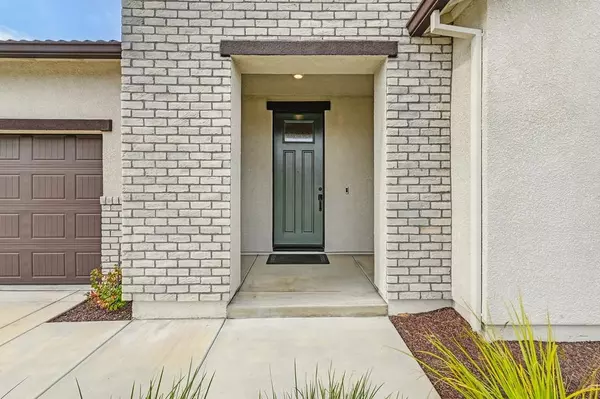 Roseville, CA 95747,4561 Peace Lily LN