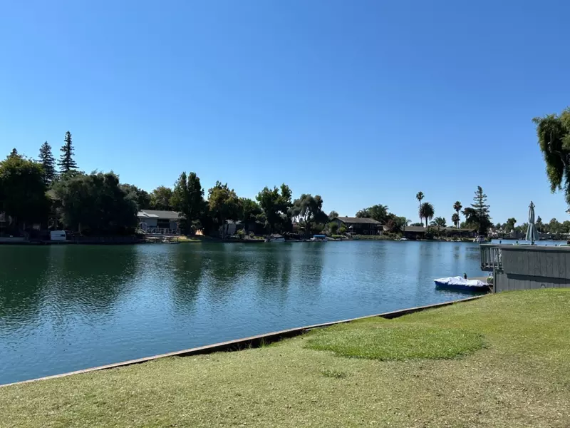 3720 W Benjamin Holt DR #10, Stockton, CA 95219