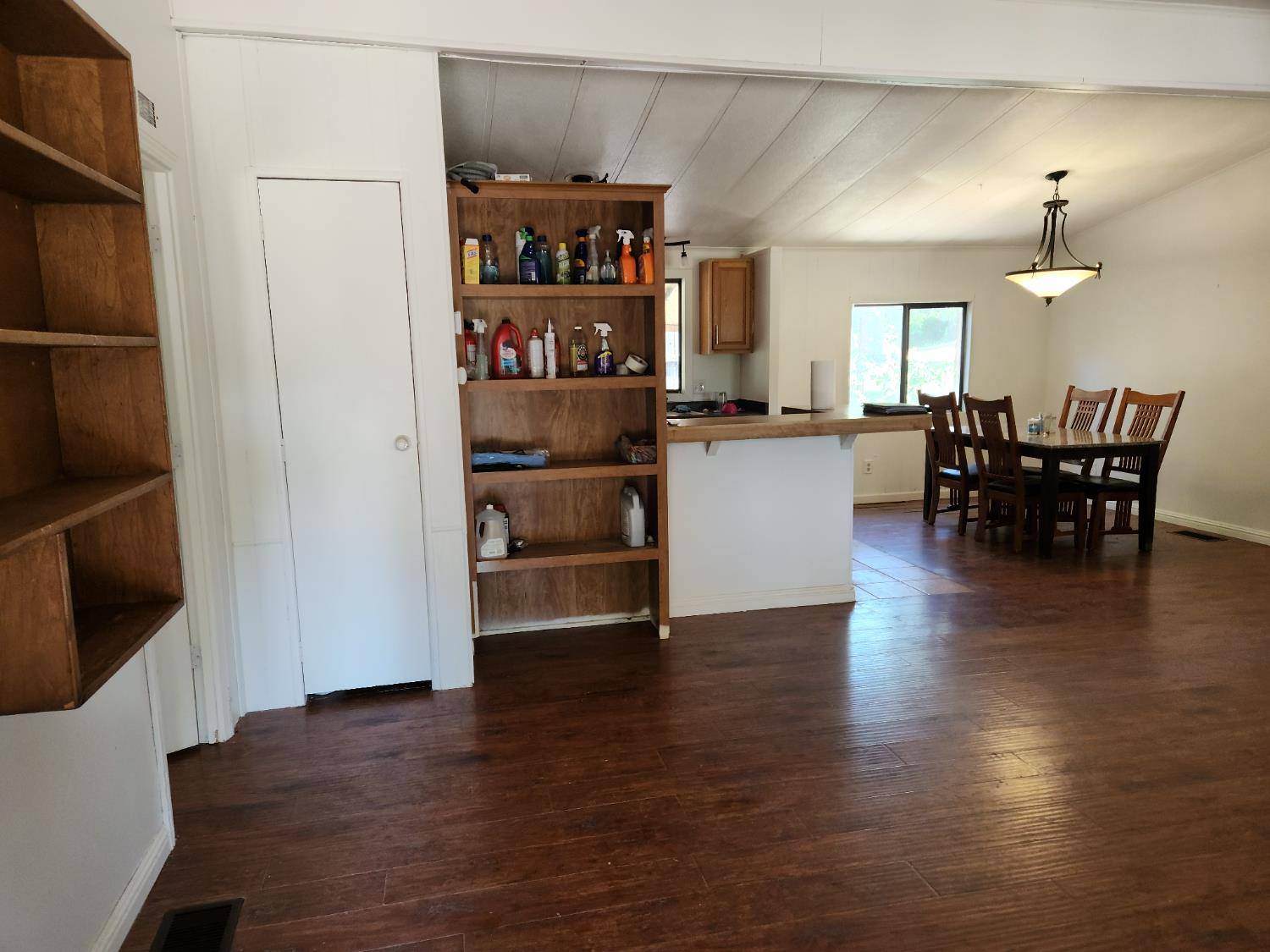 Loomis, CA 95650,5594 King RD
