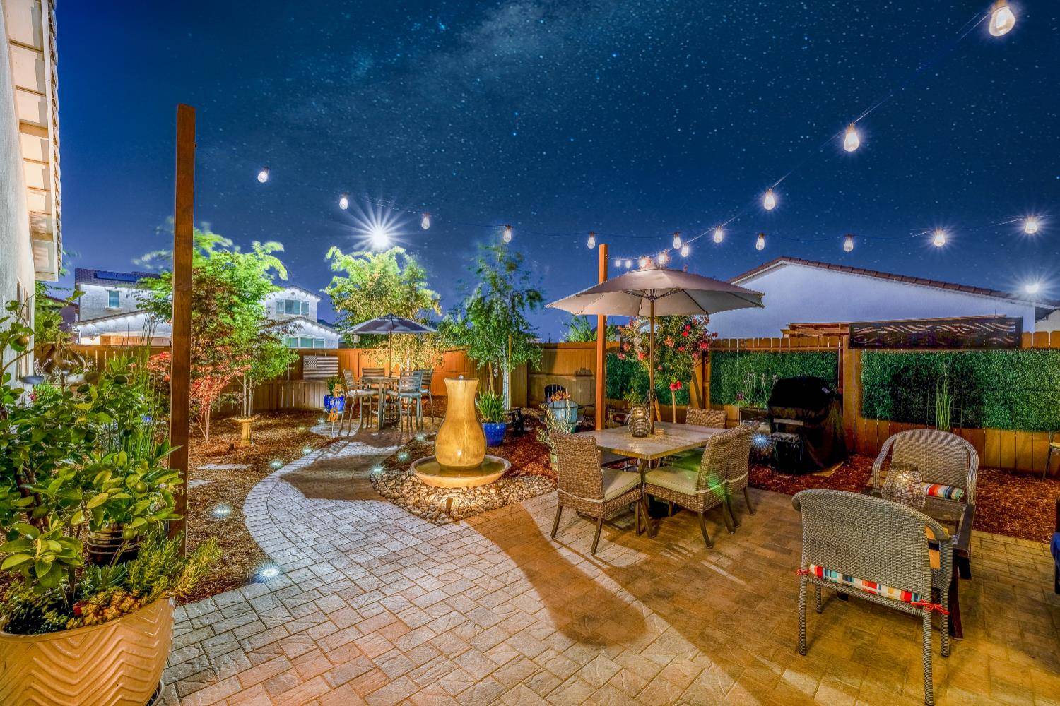 Roseville, CA 95747,7057 7057 Fox Trot Way