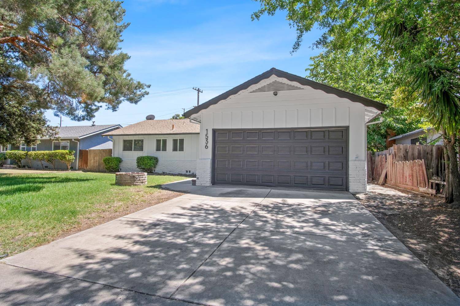 1536 Hialeah DR, Modesto, CA 95350
