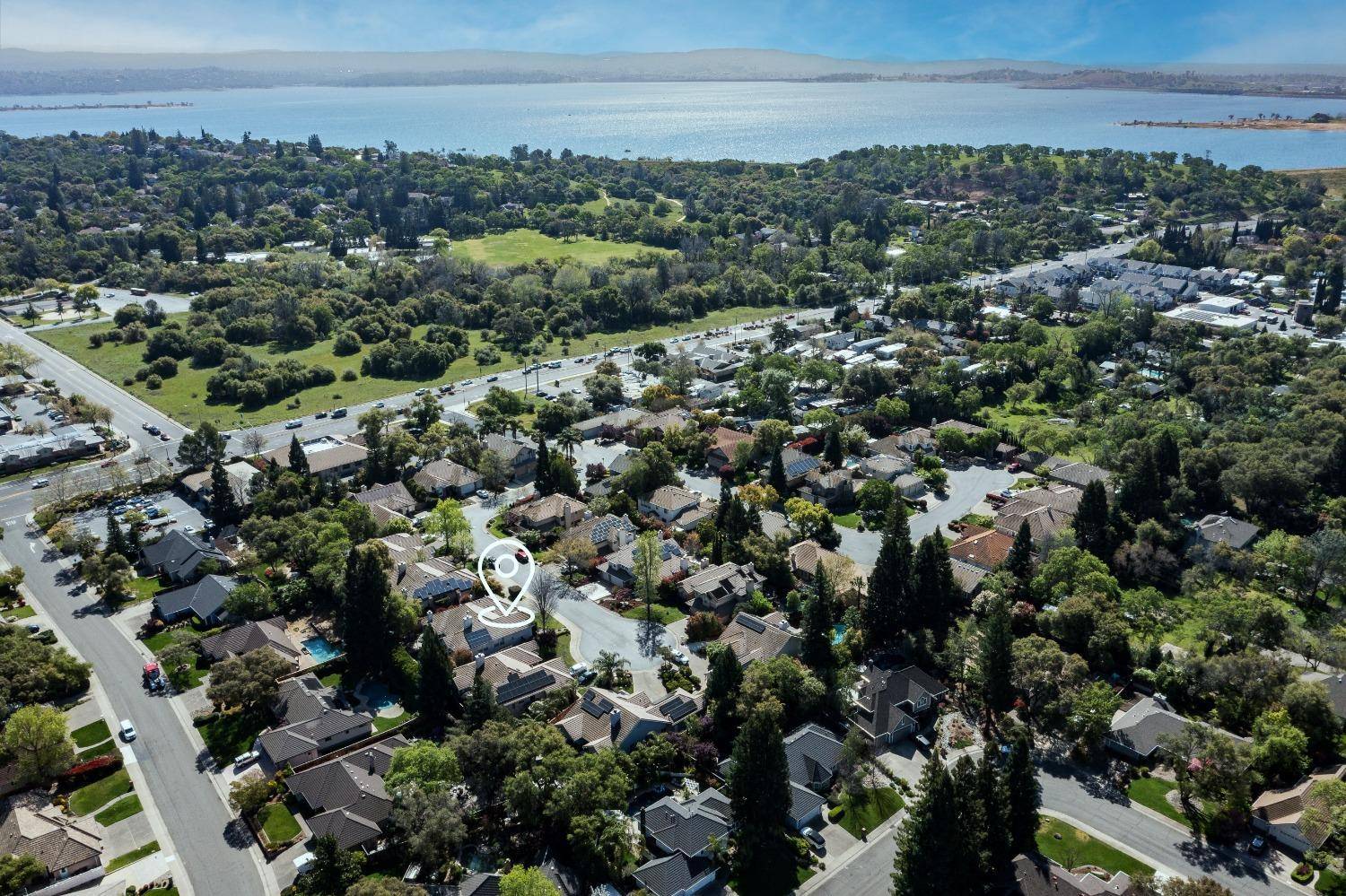 Granite Bay, CA 95746,6960 Green Leaf Court