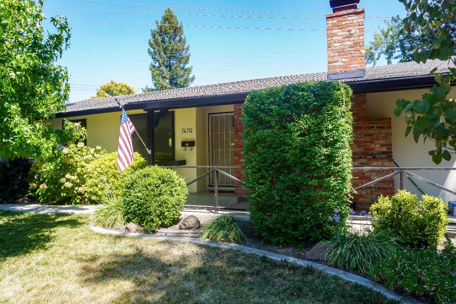 Citrus Heights, CA 95610,7479 Skycrest CT