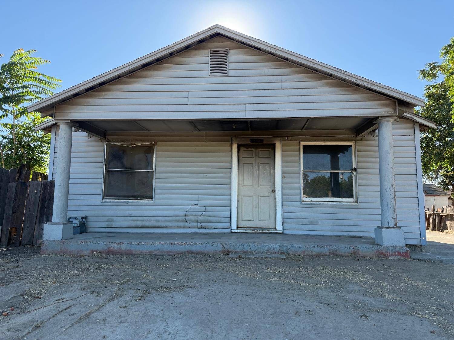 410 S Conejo, Modesto, CA 95354