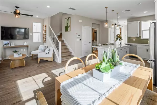 Sacramento, CA 95823,6317 Jacinto AVE