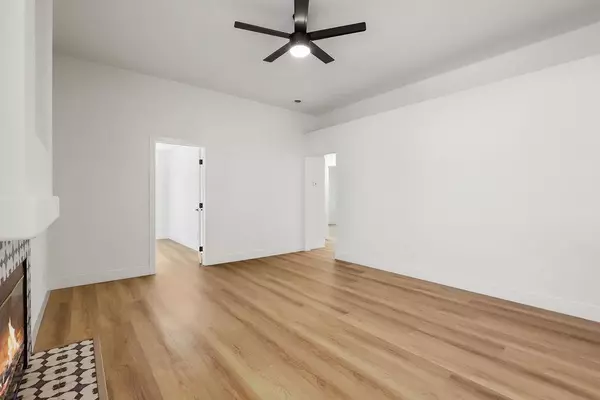 Sacramento, CA 95828,7714 Southland WAY