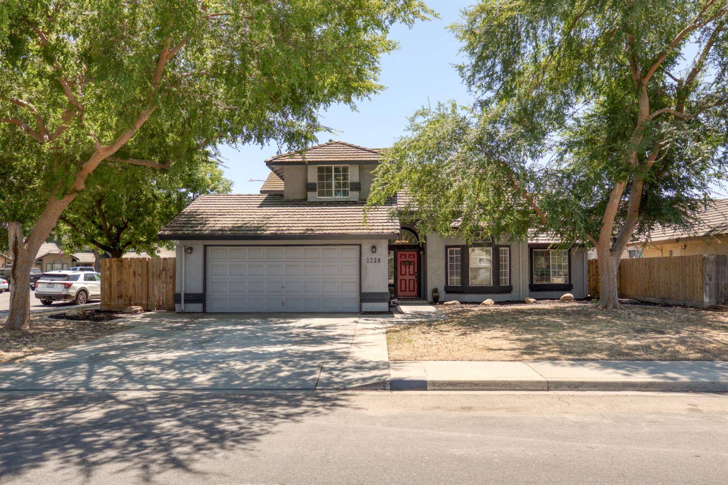 1724 Don Pedro RD, Ceres, CA 95307