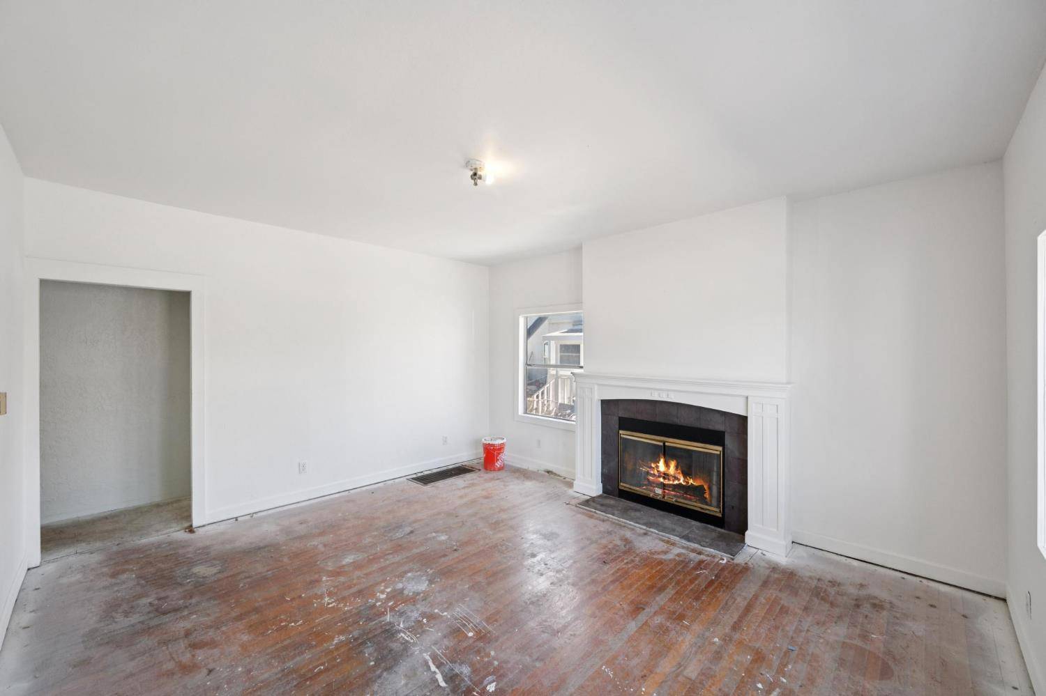 Oakland, CA 94605,5841 Fleming AVE