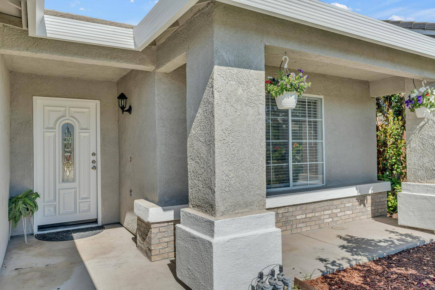 Stockton, CA 95210,4415 EWS Woods BLVD