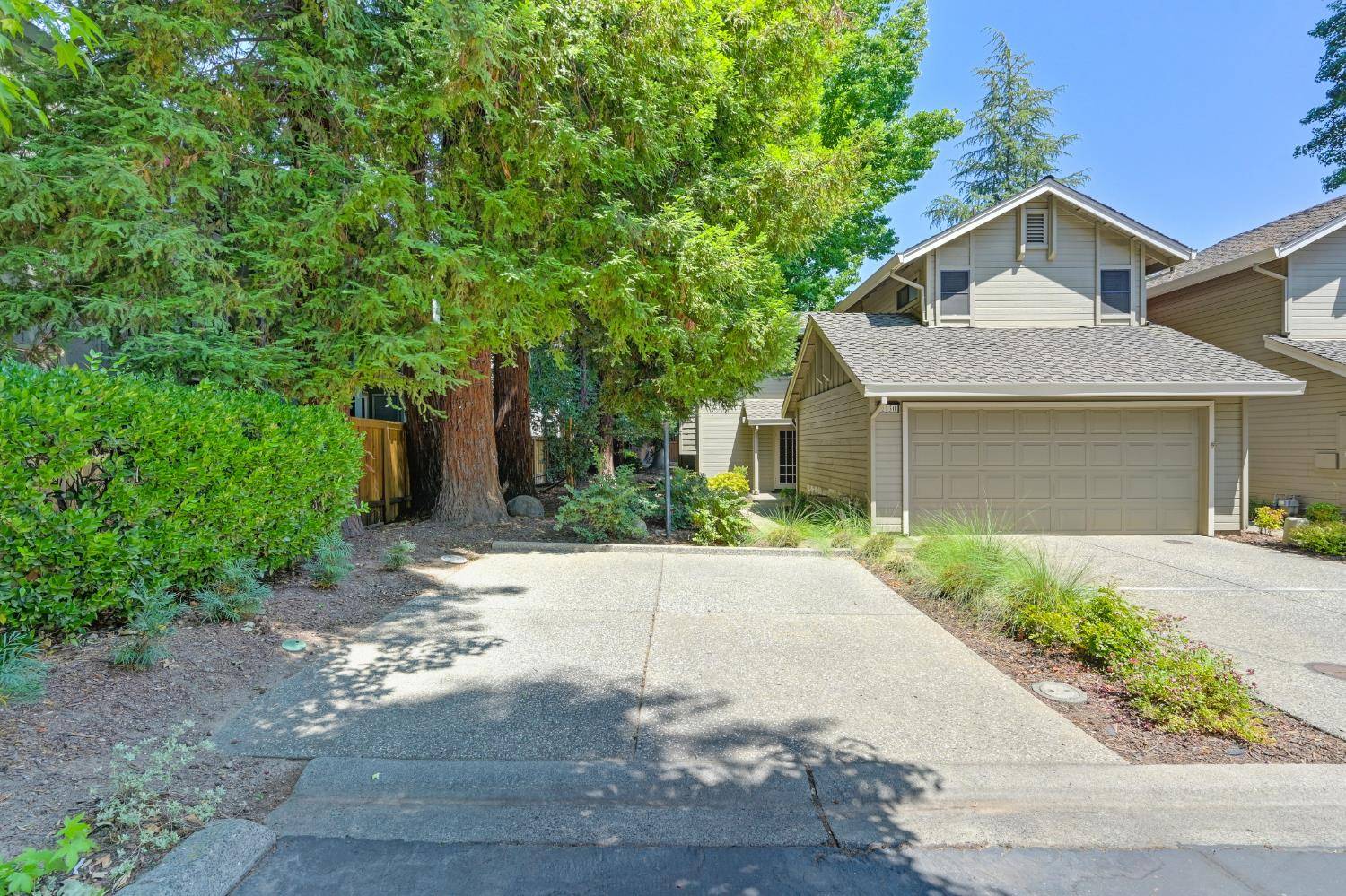 Sacramento, CA 95825,2130 University Park DR