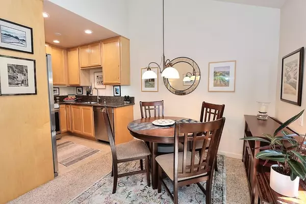 Sacramento, CA 95825,2294 Woodside LN #13