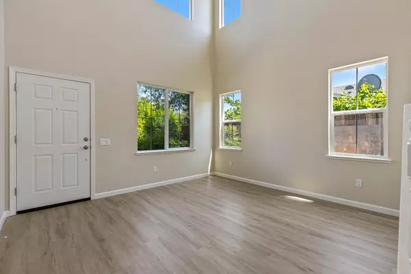 Turlock, CA 95382,4325 Alba CT