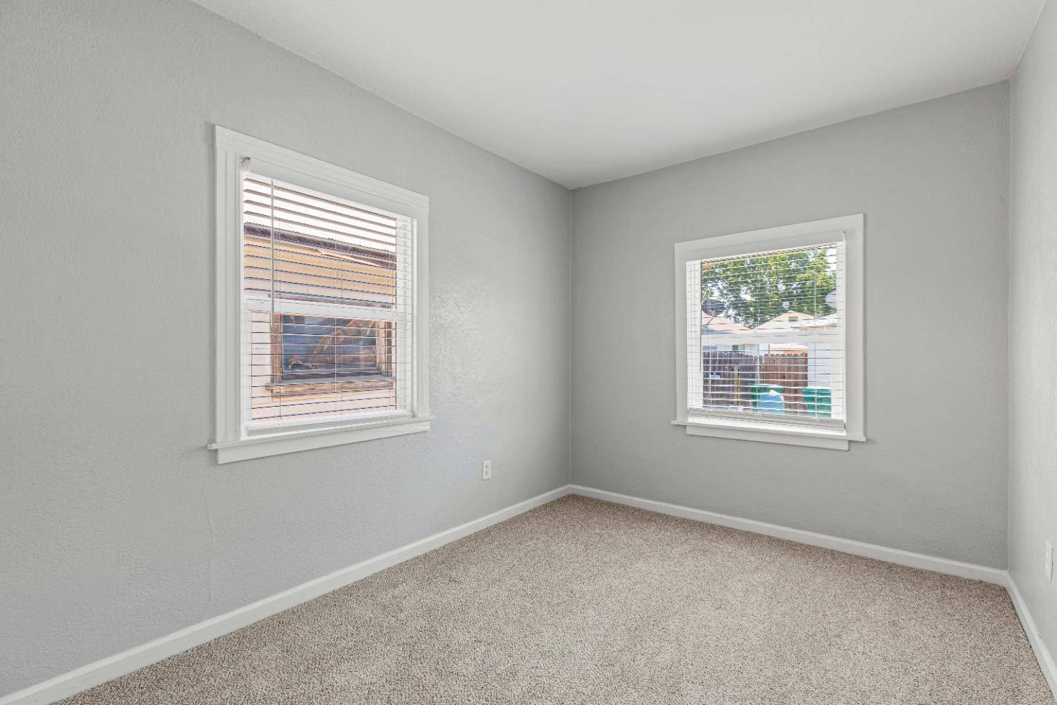 Lodi, CA 95240,335 E Oak ST
