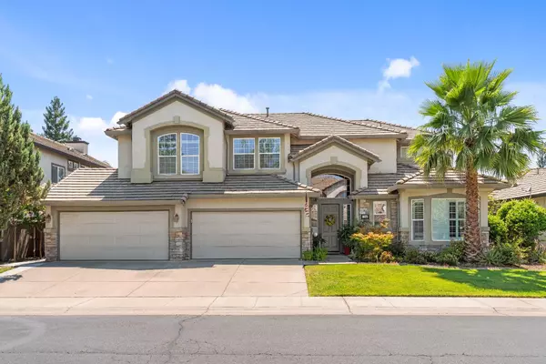 Sacramento, CA 95835,230 Hawkcrest CIR
