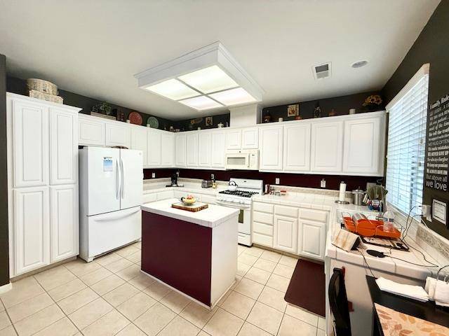 Riverbank, CA 95367,5431 Silverville CT
