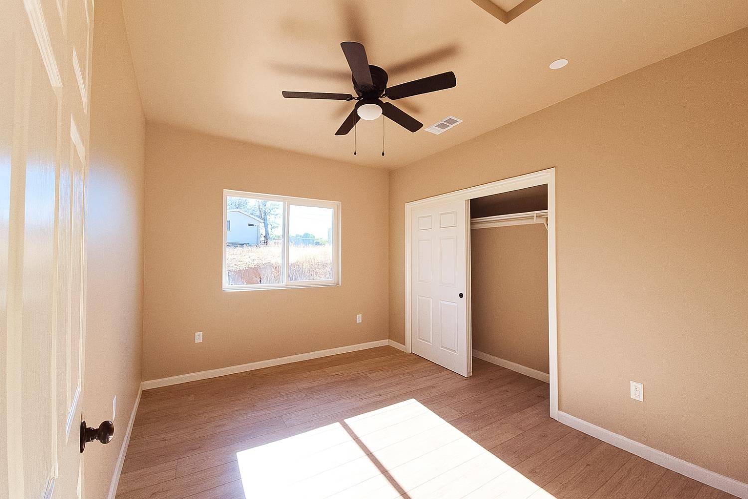 Magalia, CA 95954,6356 Zuckerman CT
