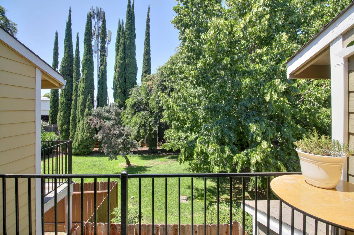 6114 Shadow LN, Citrus Heights, CA 95621