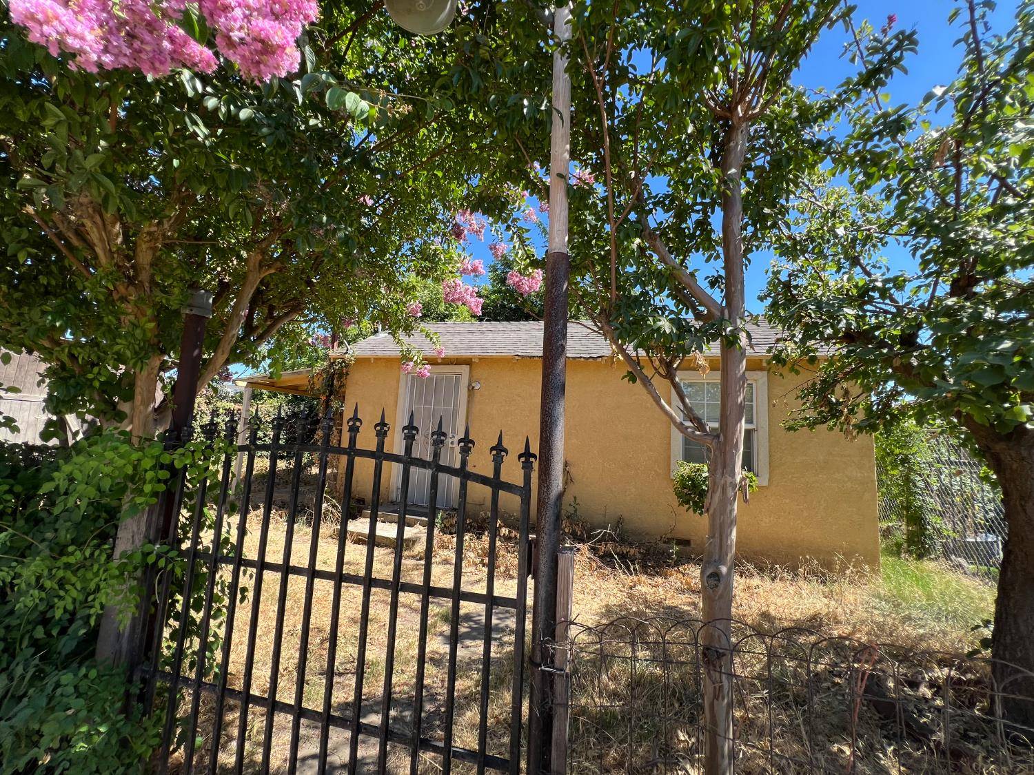 Acampo, CA 95220,3139 E Heintz ALY
