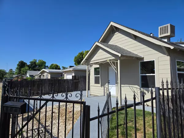 Sacramento, CA 95817,3338 41st ST