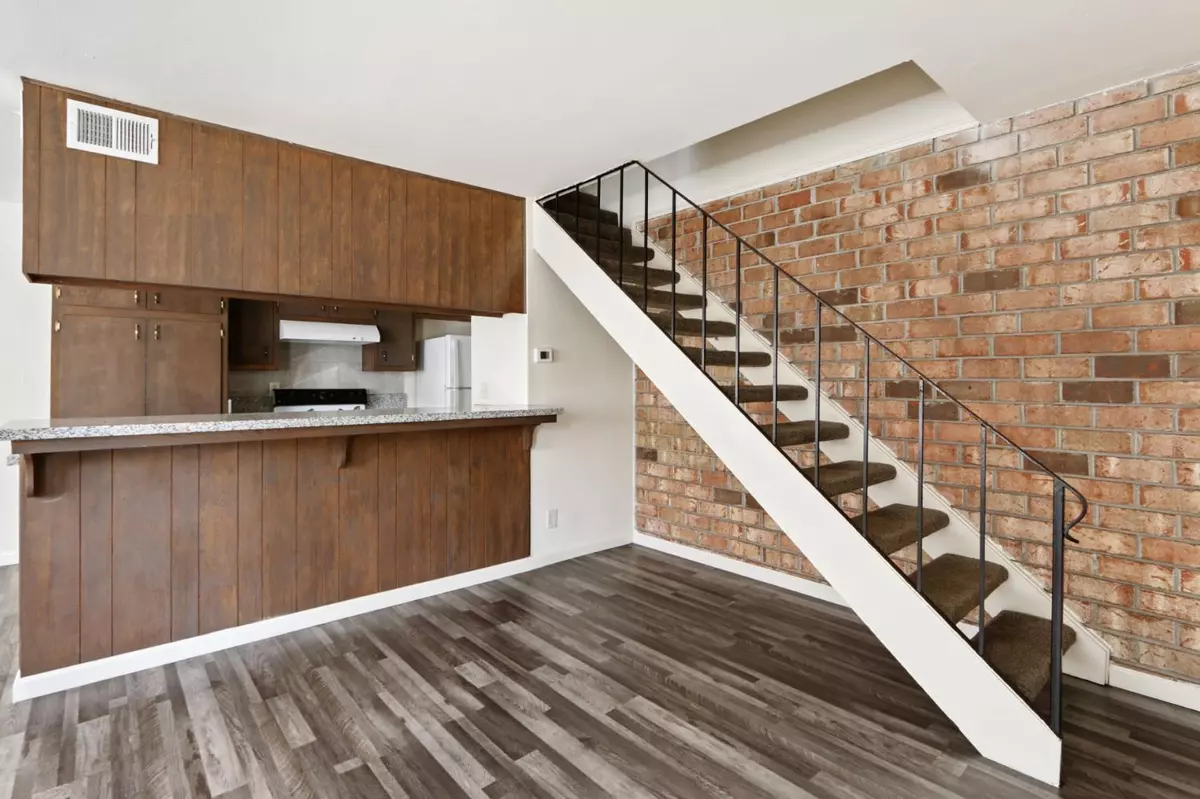 Sacramento, CA 95823,7464 Franklin BLVD #3