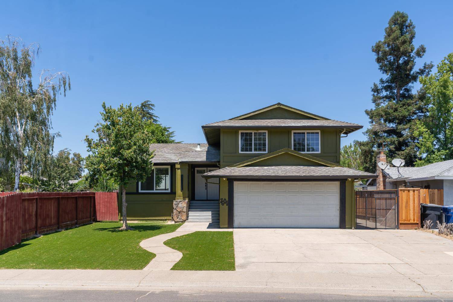7601 Mcfergus CT, Sacramento, CA 95828