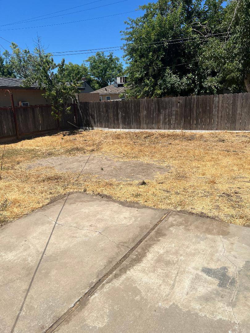 Stockton, CA 95204,423 E Churchill ST