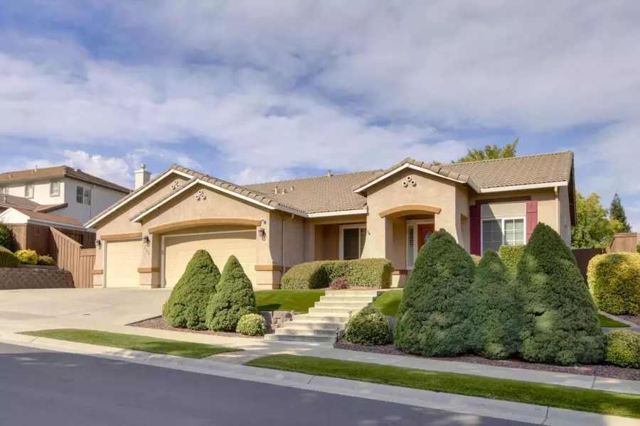 117 Hawk Crest WAY, Roseville, CA 95678