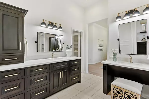 Roseville, CA 95678,117 Hawk Crest WAY