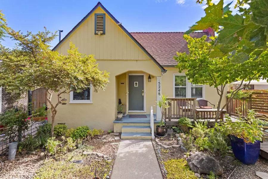 5248 U ST, Sacramento, CA 95817