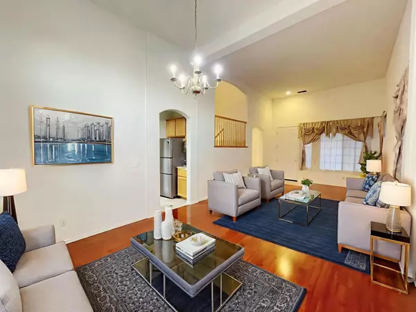 Sacramento, CA 95829,9169 Garlington CT
