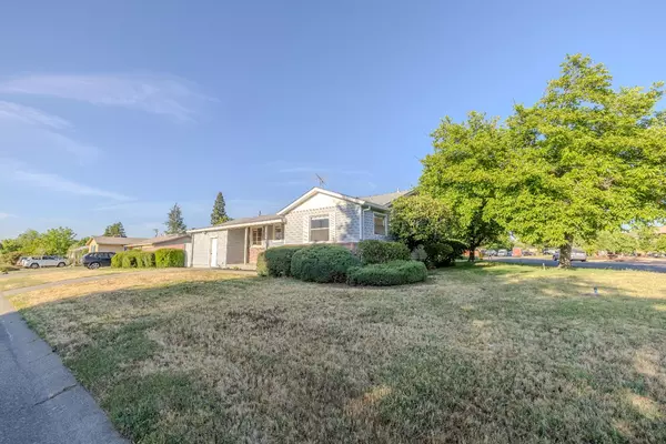 Sacramento, CA 95864,2845 Berkshire WAY