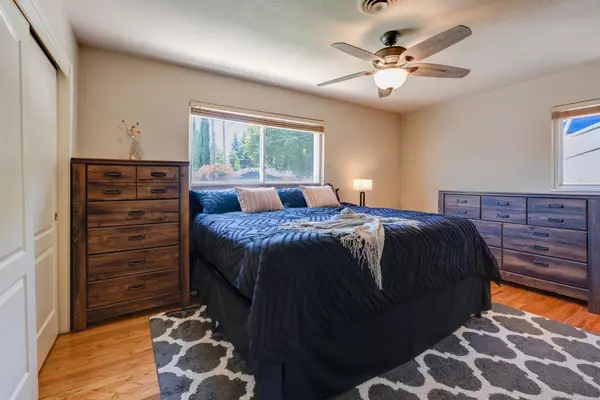 Stockton, CA 95207,111 W La Mesa AVE