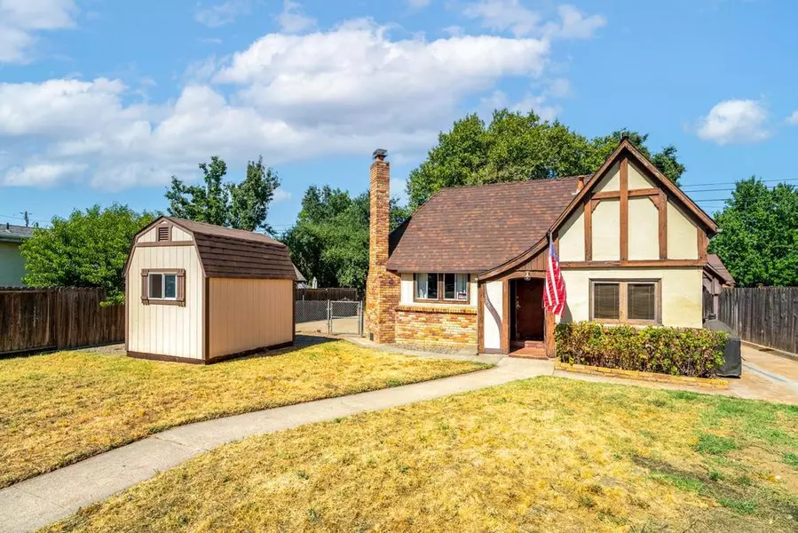 366 J ST, Lincoln, CA 95648