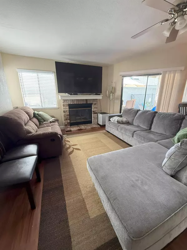 Sacramento, CA 95842,7105 Heather Tree DR