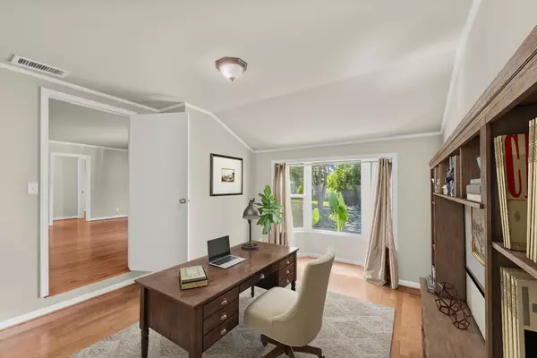 Sacramento, CA 95821,2704 Watson ST