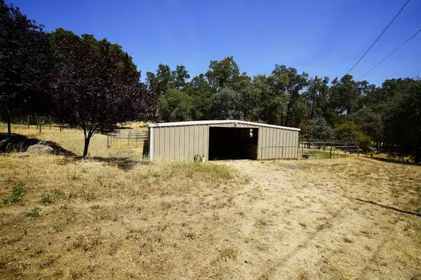 Penn Valley, CA 95946,19310 John Born RD