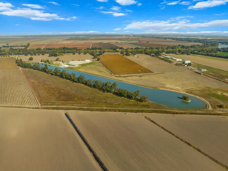 0 River RD, Sacramento, CA 95832
