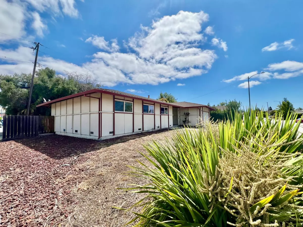 Fremont, CA 94539,1440 Lemos LN