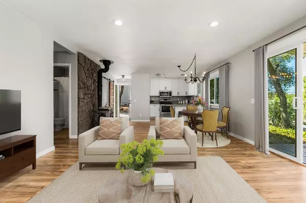 Penn Valley, CA 95946,14433 Sun Forest DR