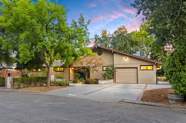 5250 Valhalla, Carmichael, CA 95608