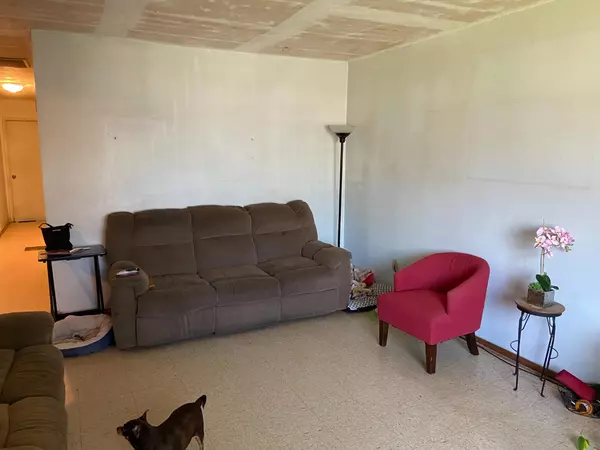 Riverbank, CA 95367,2530 Dobbins LN