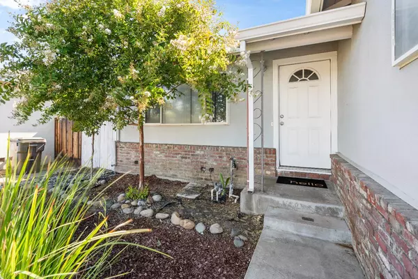 Manteca, CA 95336,338 Cottage AVE