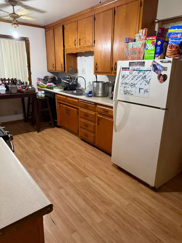 Winton, CA 95388,7181 Pine