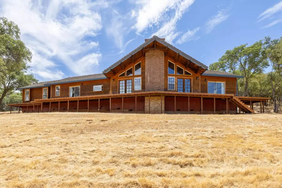3951 Safari TRL, Pilot Hill, CA 95664