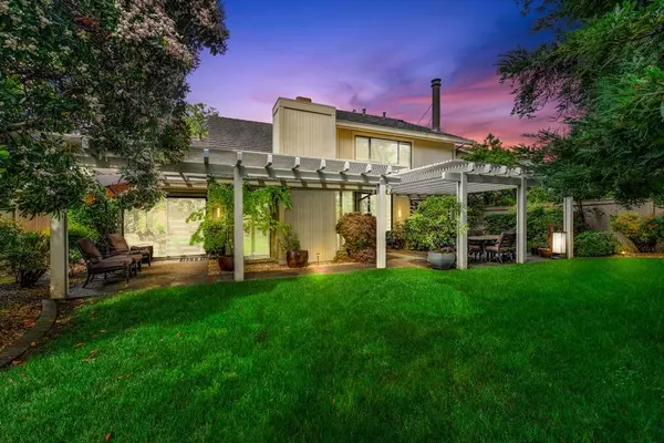 Gold River, CA 95670,2139 Dame Shirley WAY