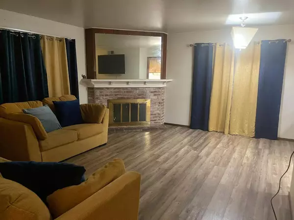 North Highlands, CA 95660,6700 Cantel WAY