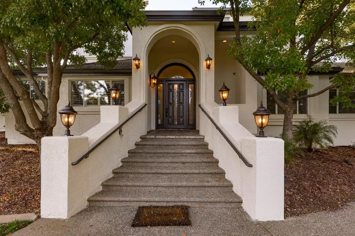 El Dorado Hills, CA 95762,1712 Carnegie WAY