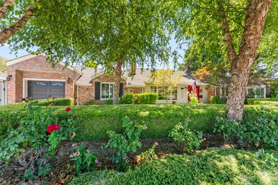 3120 American River DR, Sacramento, CA 95864