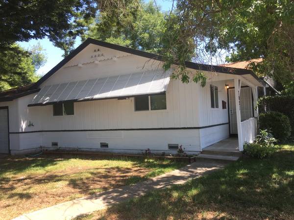 7023 Fruitridge RD, Sacramento, CA 95820