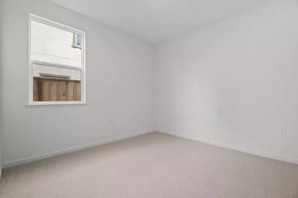 Lodi, CA 95242,2517 Grove ST